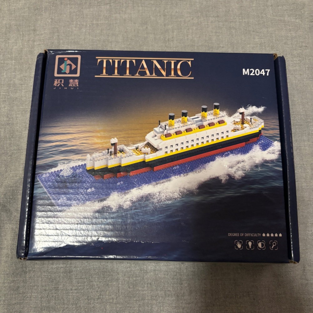 Titanic Building Mini Block Set - Multicolor